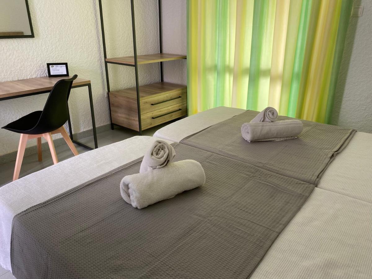Hotel Georgina Agia Marina  Esterno foto